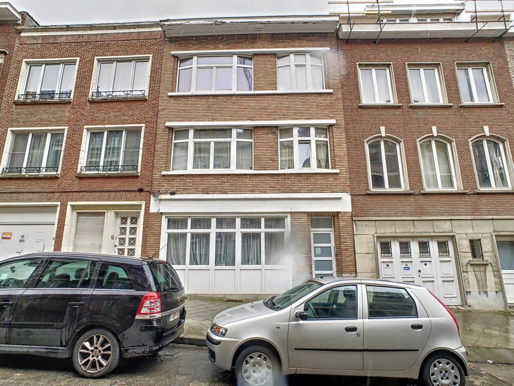 Immeuble De Rapport Cimetière D'Ixelles