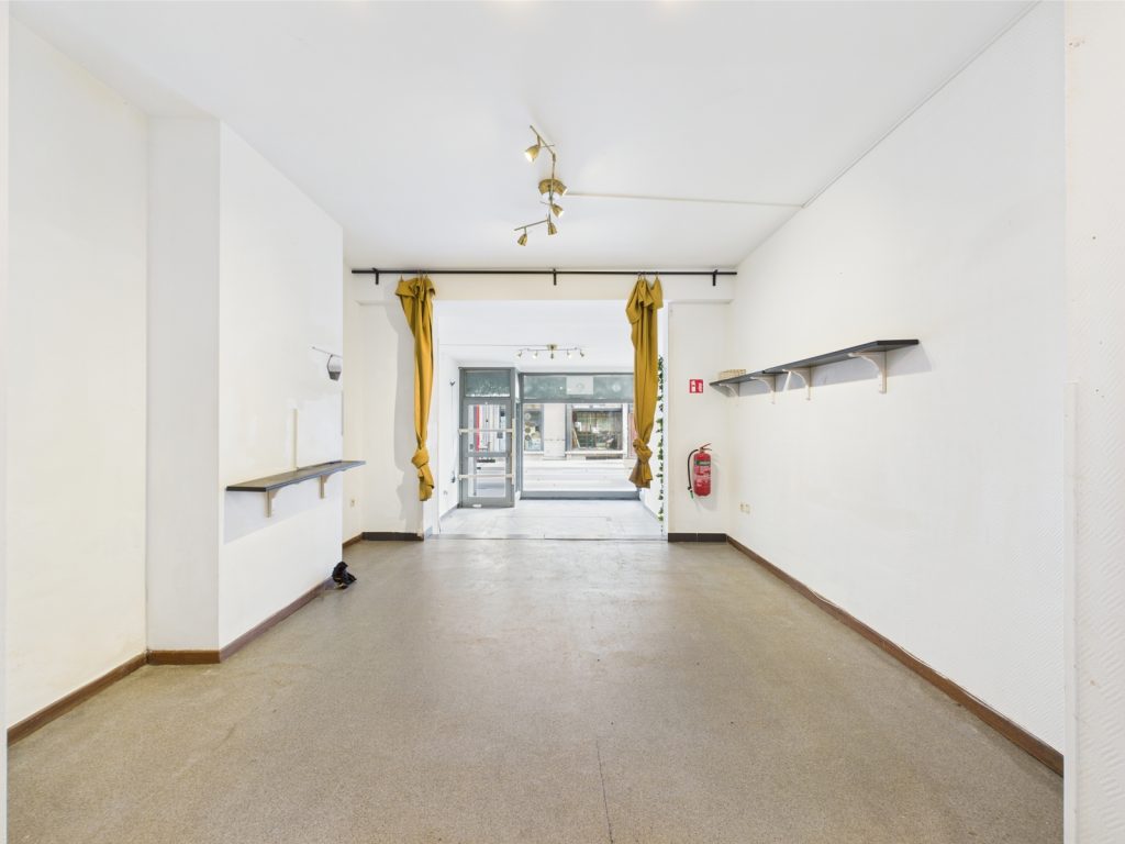 6790586 66653207 Laeken 46 00 Realtycare