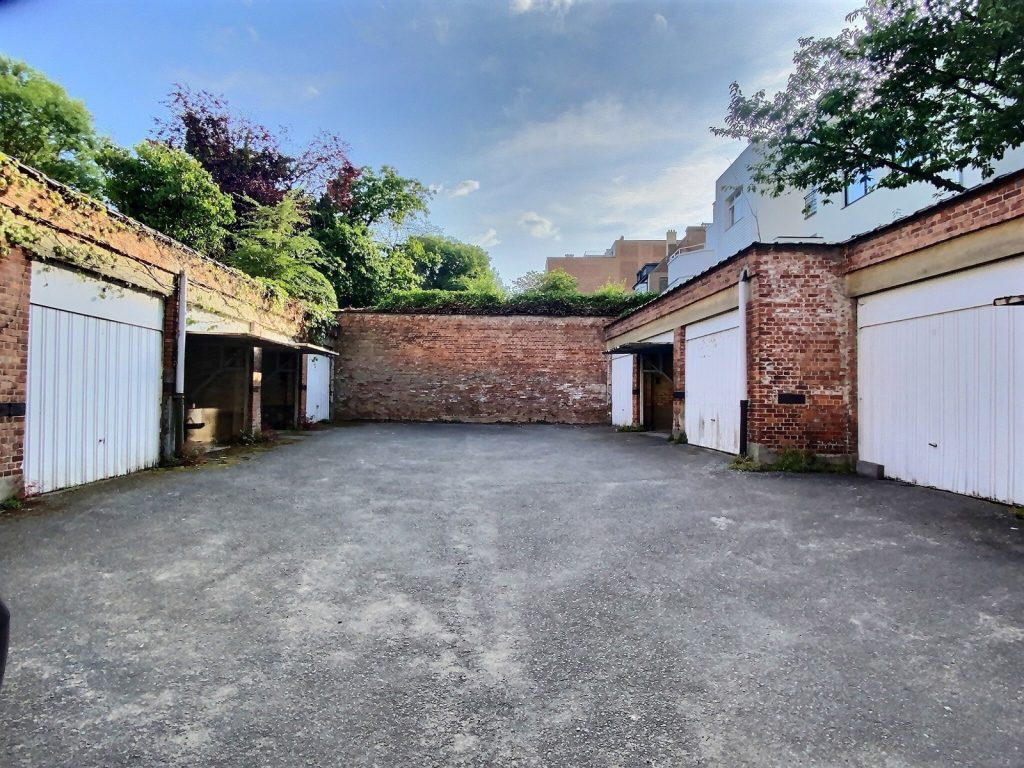 6888378 68600296 Garages Pesage 29 Realtycare