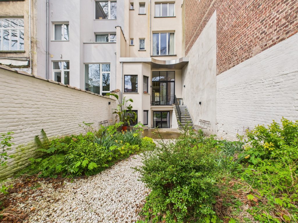 6765252 65850371 Brugmann 120.00 Realtycare