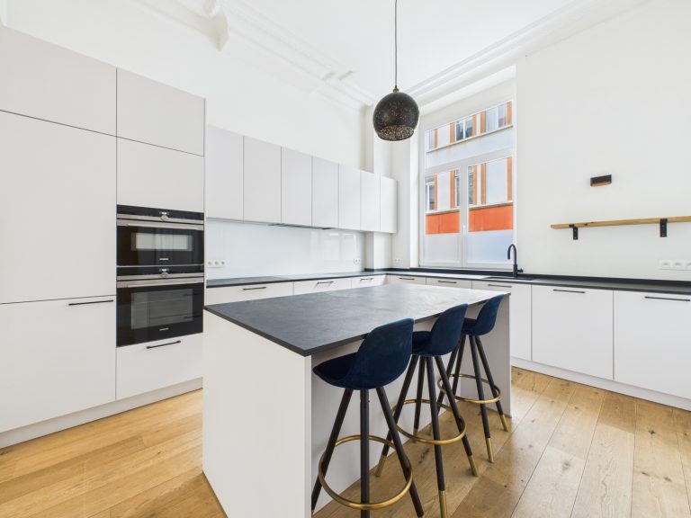 7080868 71288442 Nos Biens Realtycare