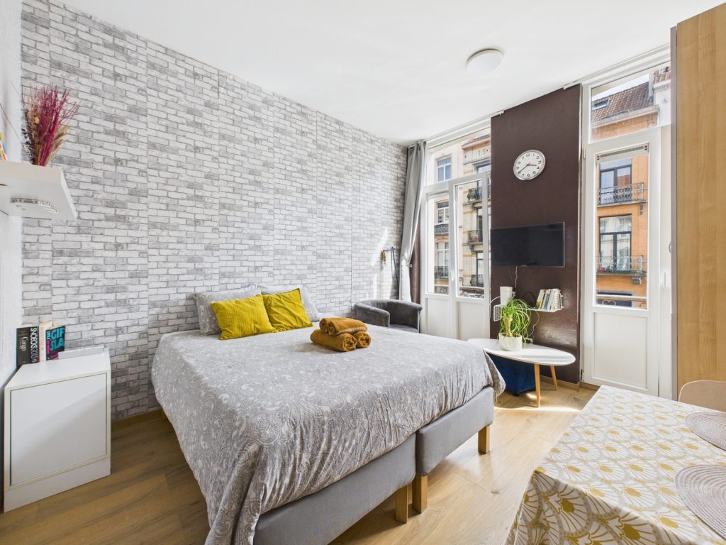 7137230 71905152 Brogniez 141.01 Realtycare