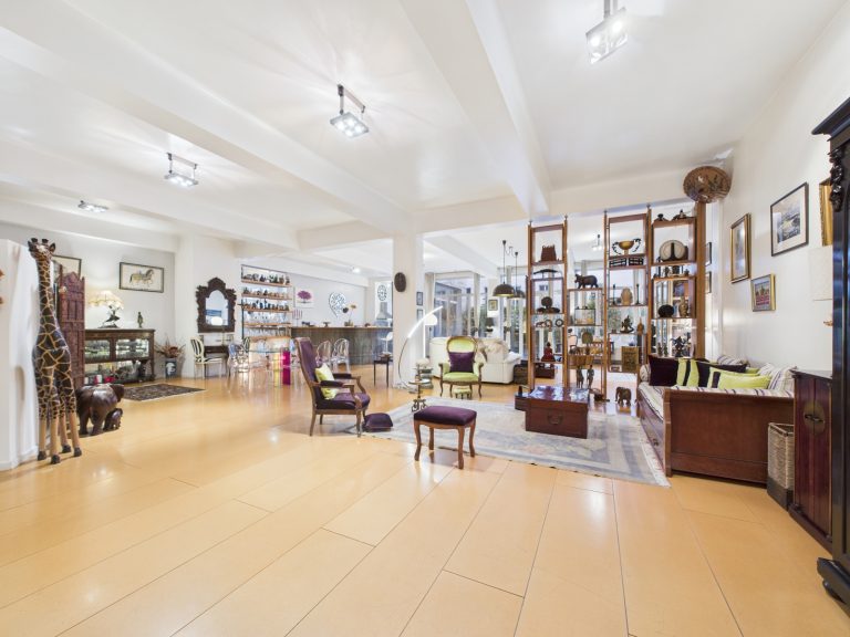 7245009 73507137 Nos Biens Realtycare