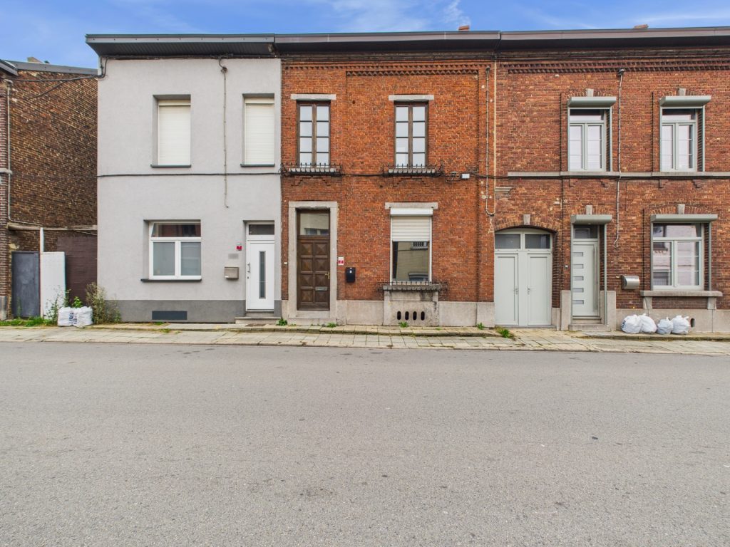 7298853 74263293 Gilly Realtycare