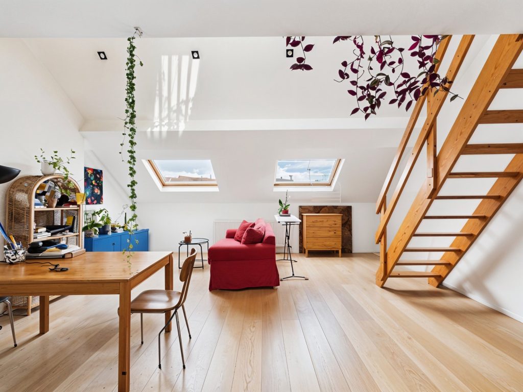 7597853 76178478 Oscar Van Goidtsnoven 90.03 Realtycare