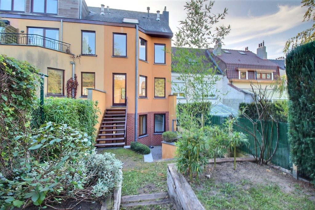 7627332 76530888 Pml - Engeland 426 Realtycare